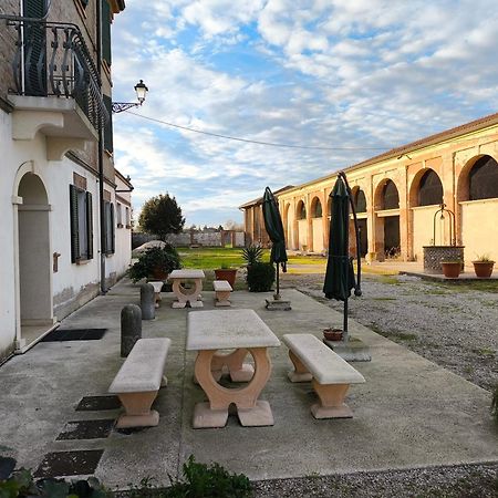 Bed and Breakfast Volivia Relais Pegognaga Екстер'єр фото